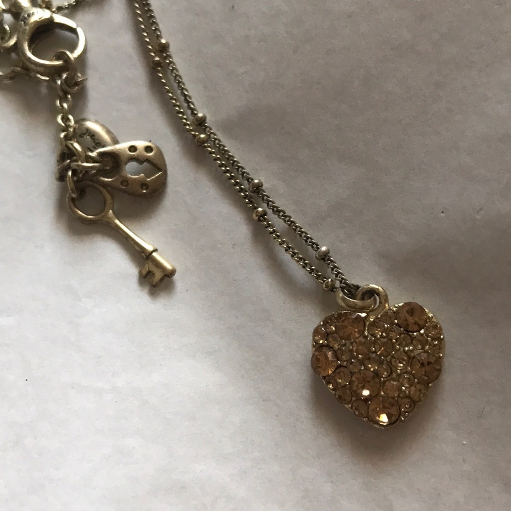 Fossil necklace